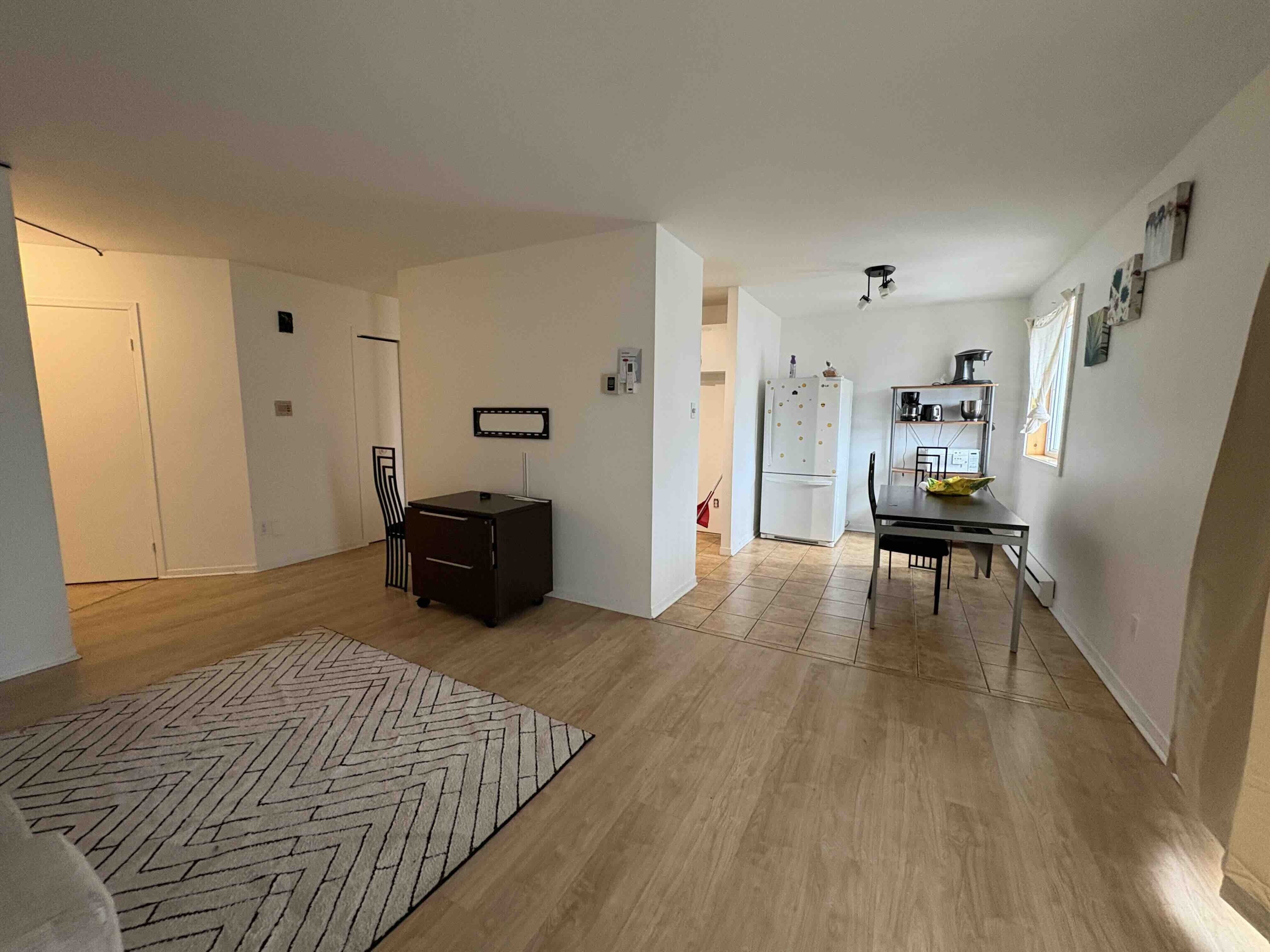 Logis-Experts - Appartements - 1399 Rue De L'oural - 16 - 1