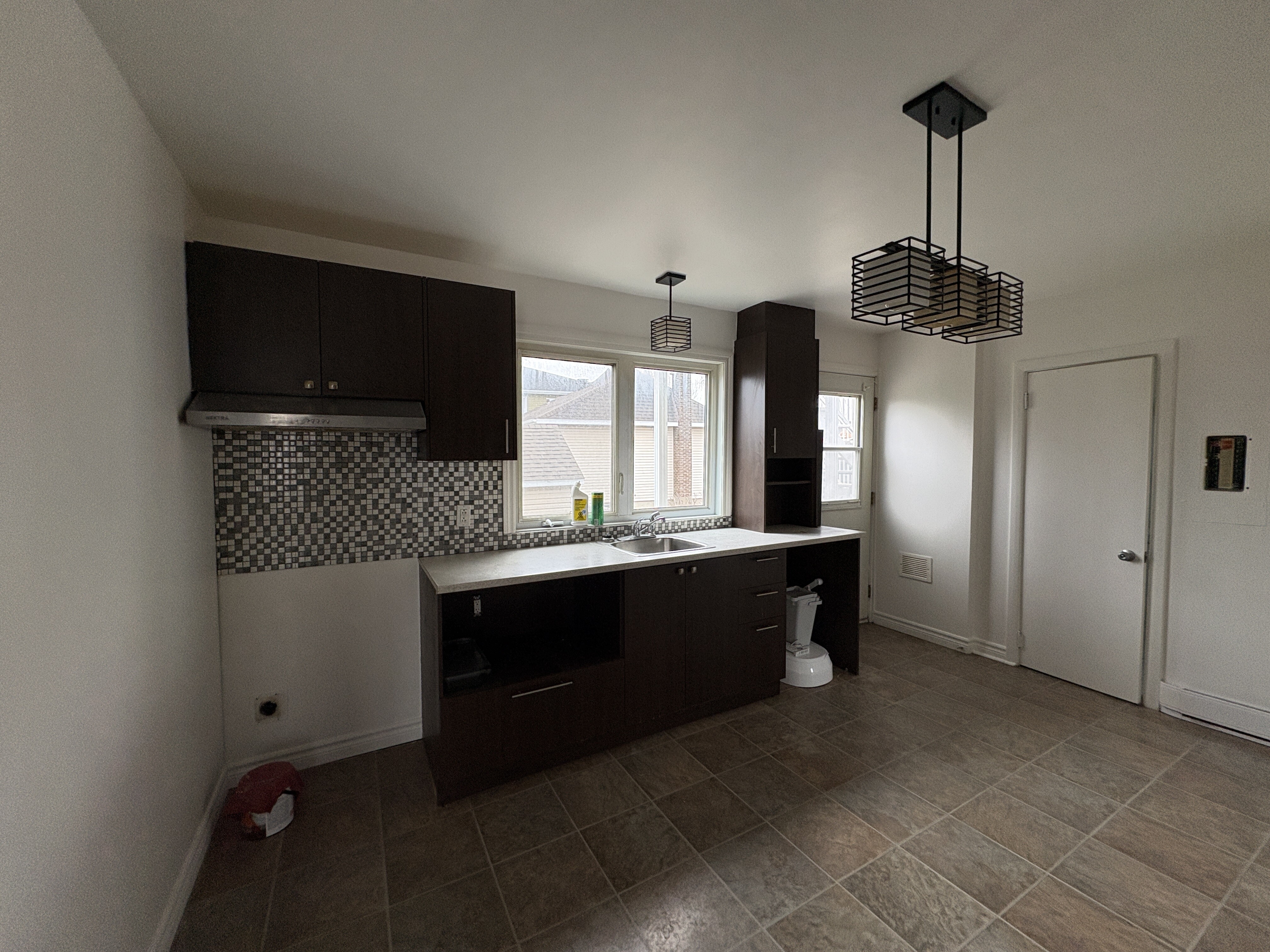 Logis-Experts - Appartements - 2515 À 2519 Avenue Lapierre - Le Mélo - 2517 - 9