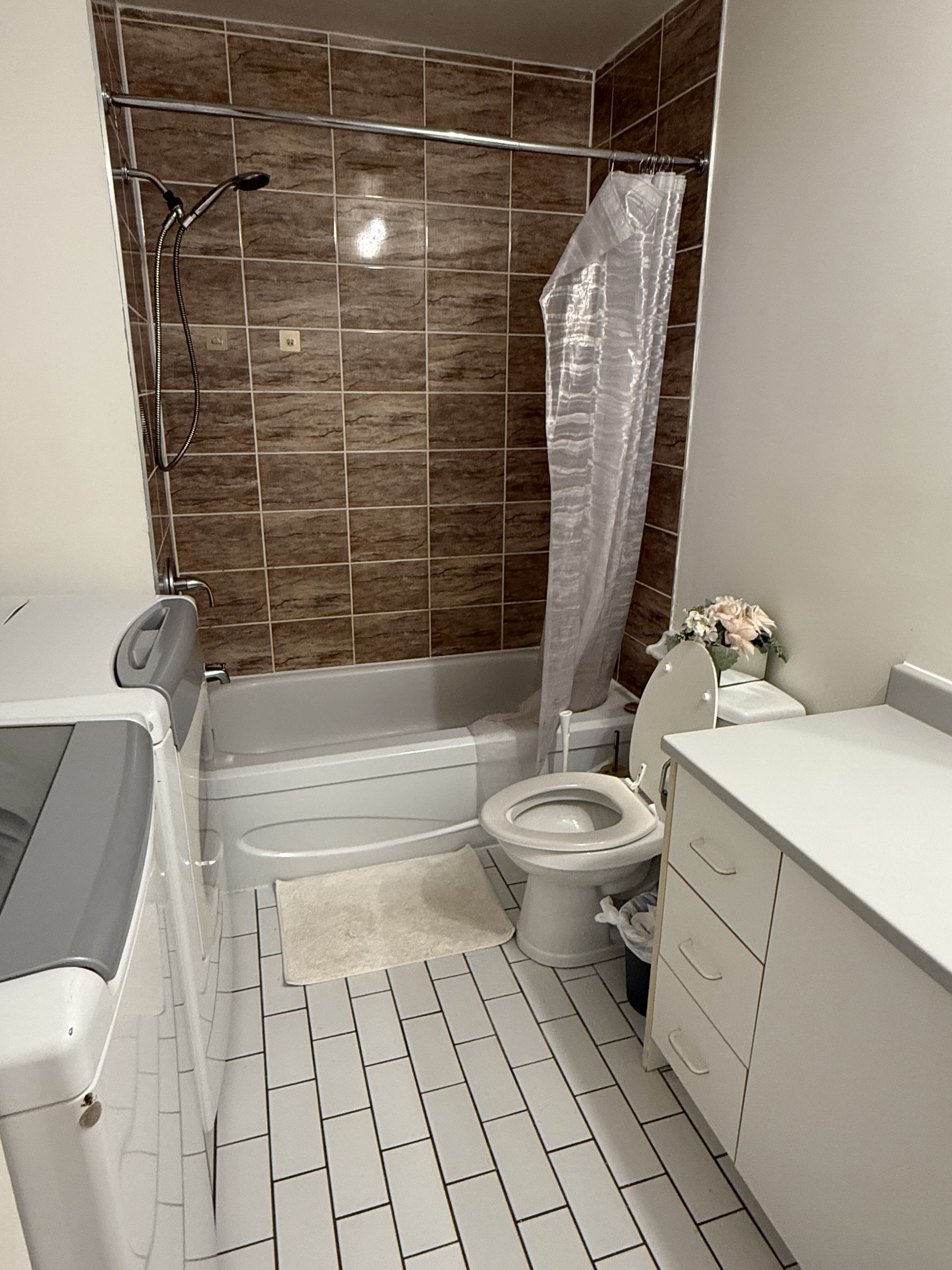 Logis-Experts - Appartements - 1399 Rue De L'oural - 16 - 11