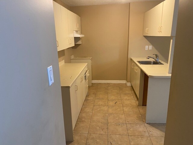 Logis-Experts - Appartements - 1139 À 1141 Boulevard Louis-Xiv - Le District - 11 - 2