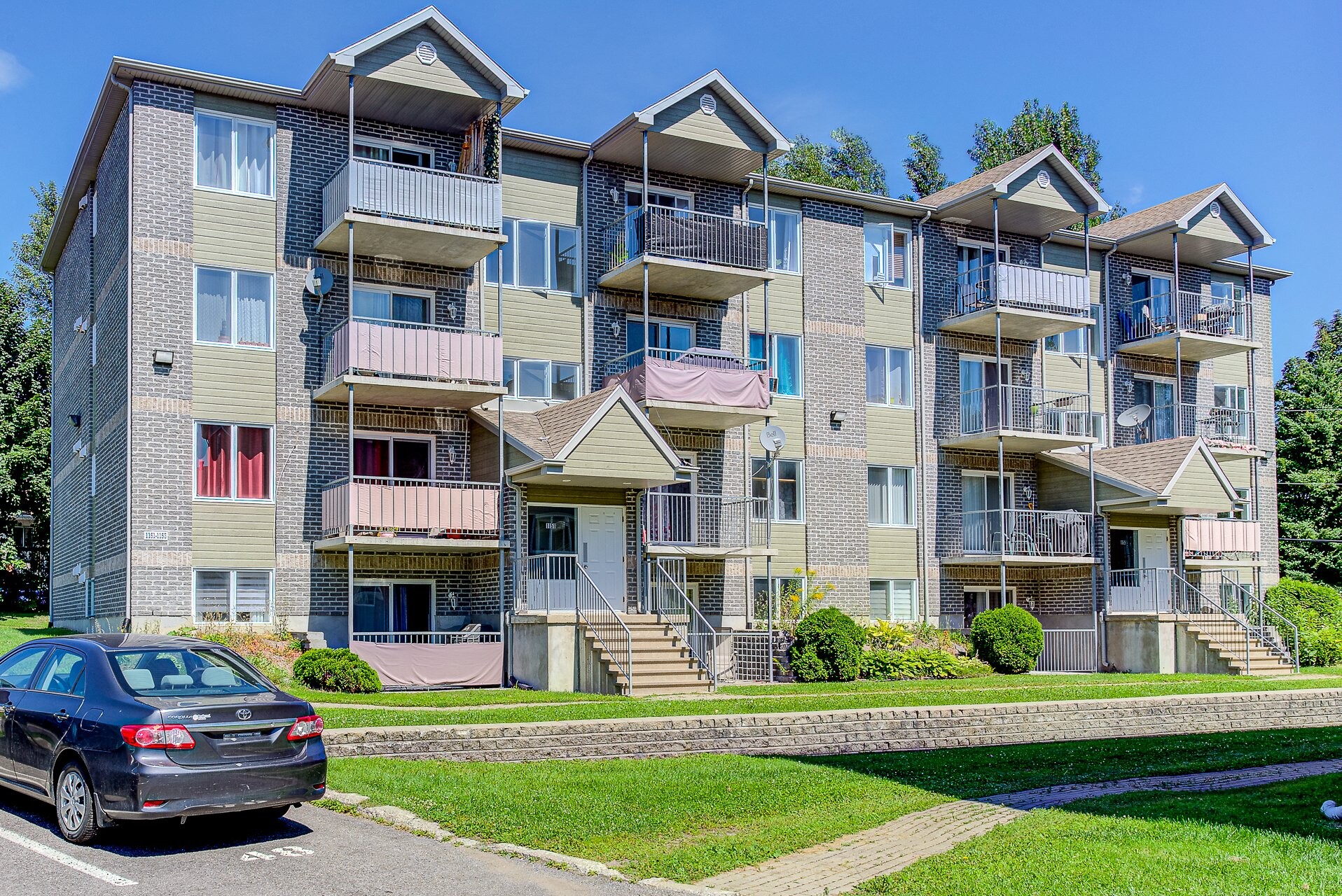 Logis-Experts - Immeubles - 1151 À 1153 Boulevard Louis-Xiv - Le District - Image principale