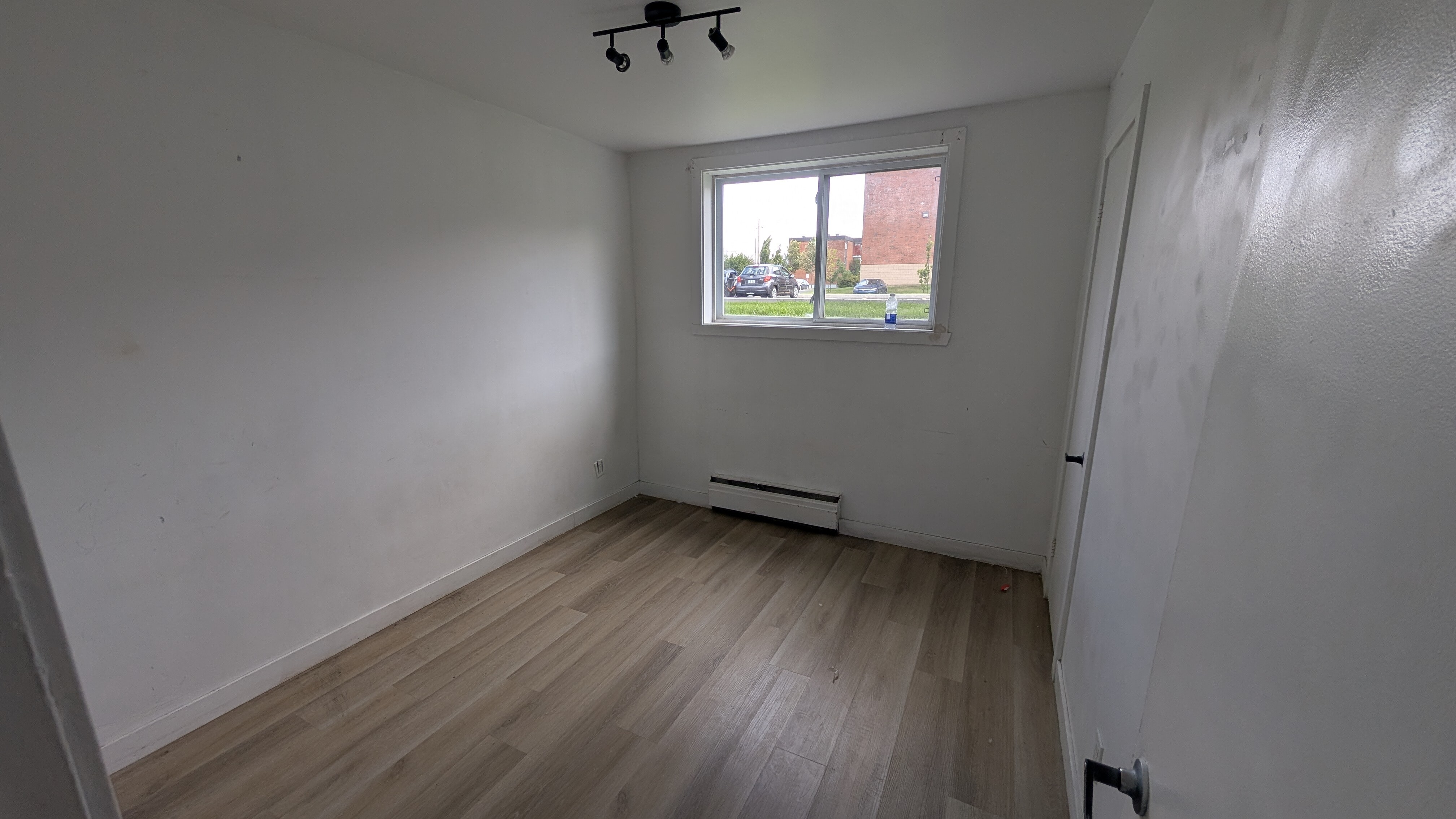 Logis-Experts - Appartements - 5380 Rue Bossuet - Place Du Chateau - 1 - 1